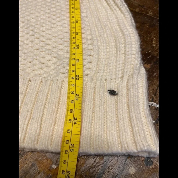 American Eagle Cream Sweater Mock Neck - Picture 7 of 7